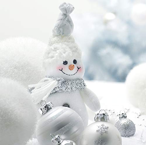 30-Count Indoor Plush Snowballs, Toy Snowballs